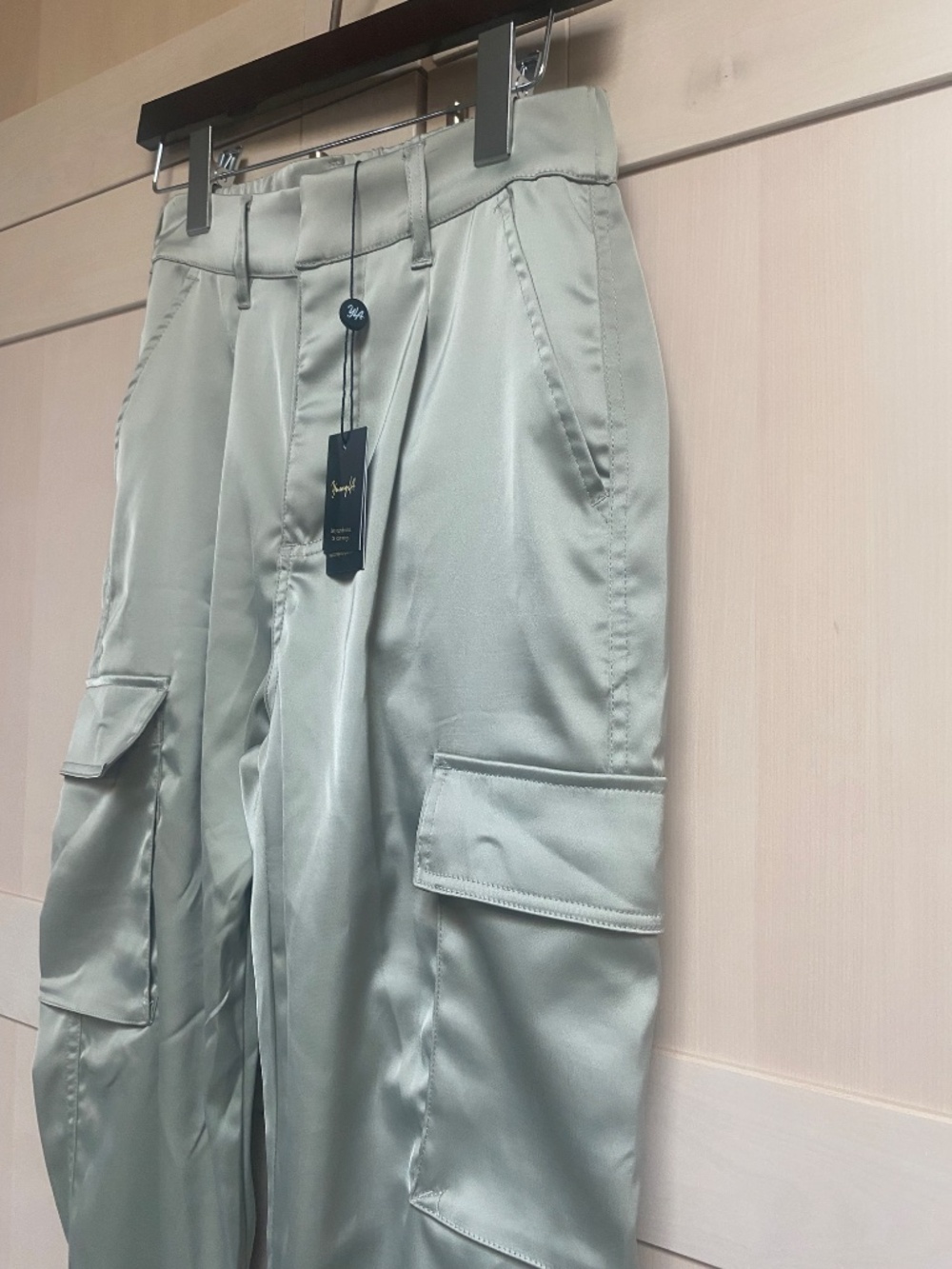 Young LA shiny baggy cargo pants Size S